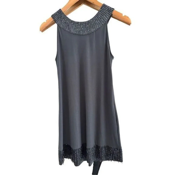 EXPRESS Flapper style mini cocktail dress with pockets | Shimmer Grey - Picture 5 of 8